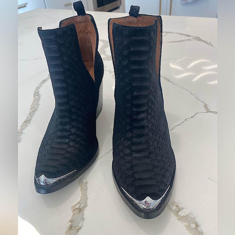 Jeffrey Cambell cowboy bootie